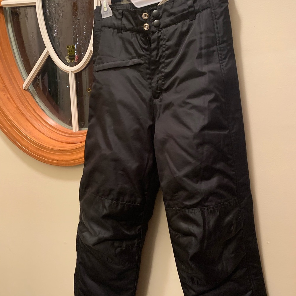Boys Artic Quest snow pants size 10/12